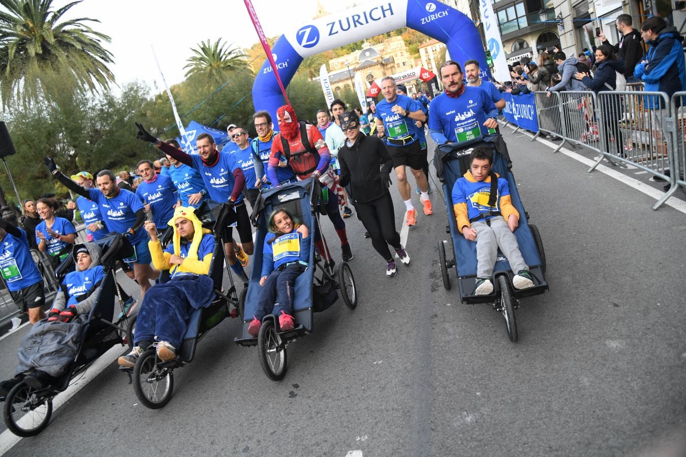 Fotos: Las mejores fotos del Zurich Maratón de San Sebastián