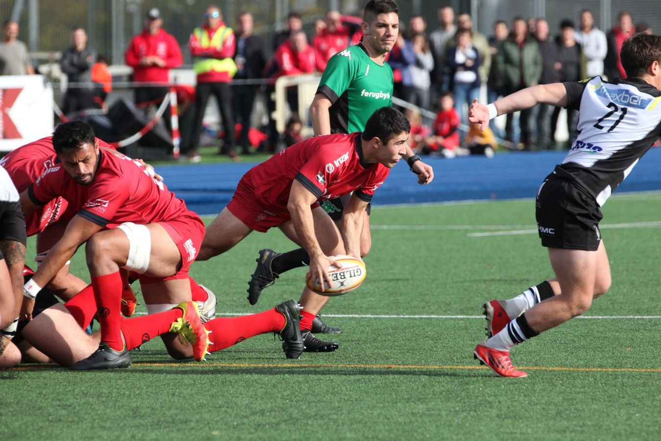 El Ampo Ordizia remonta un 13-27 en contra y Cruz transforma un ensayo en el último segundo para darle a los goierritarras la primera victoria en casa. 