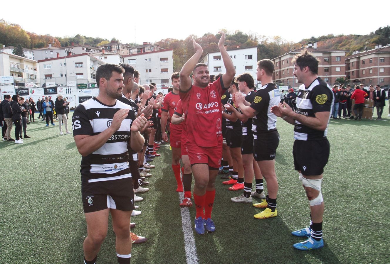 El Ampo Ordizia remonta un 13-27 en contra y Cruz transforma un ensayo en el último segundo para darle a los goierritarras la primera victoria en casa. 