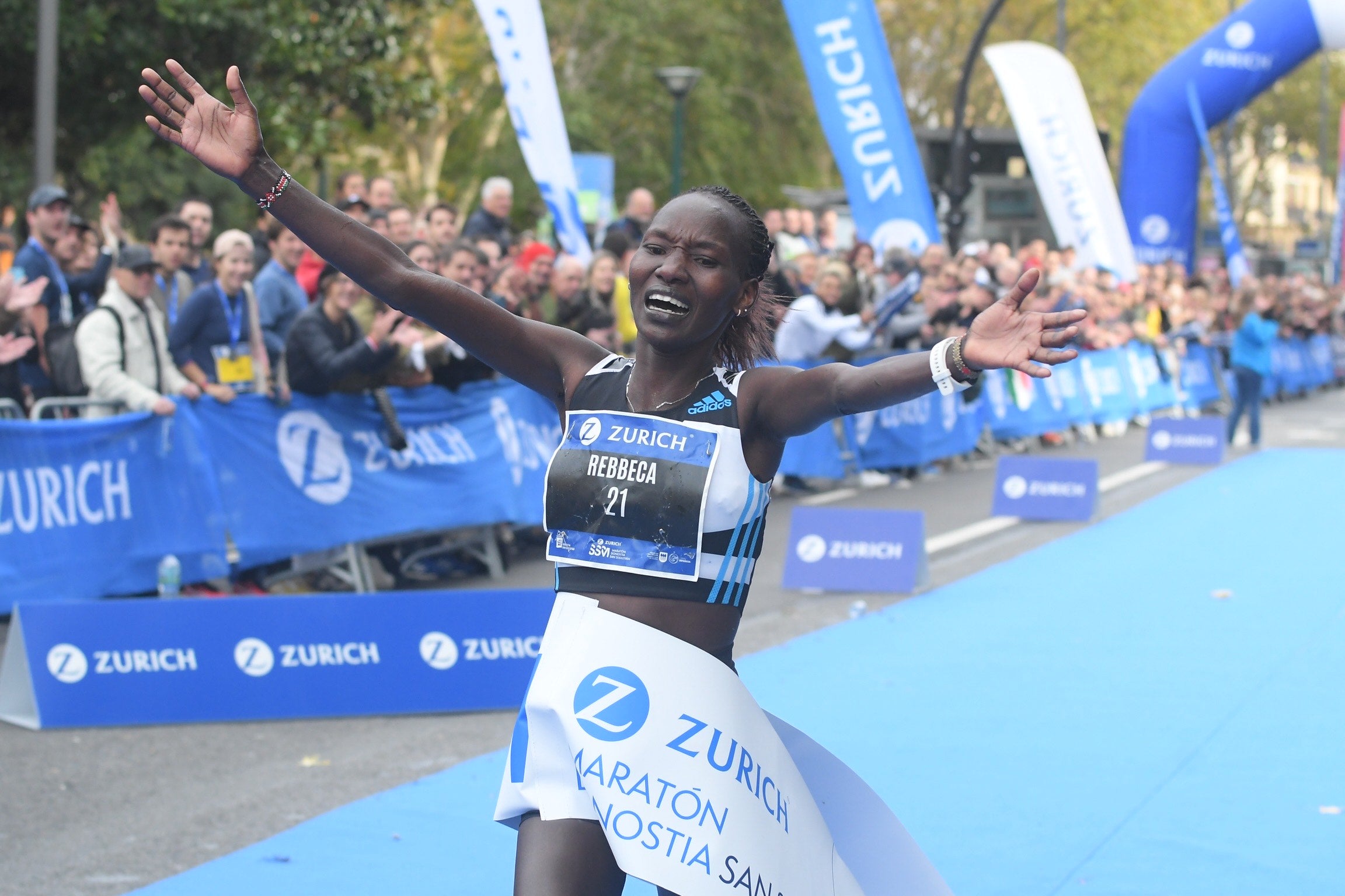 Fotos: Las mejores fotos del Zurich Maratón de San Sebastián