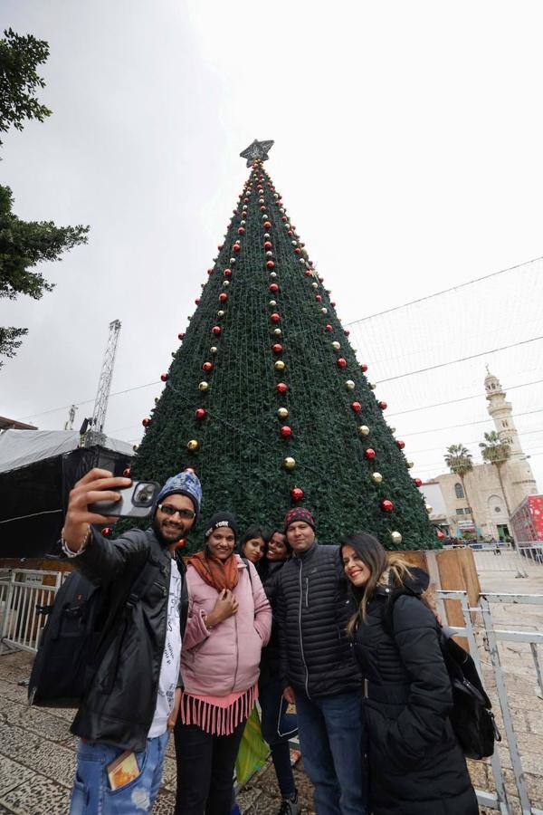 6.- En Belén, frente a la Basílica de la Navidad