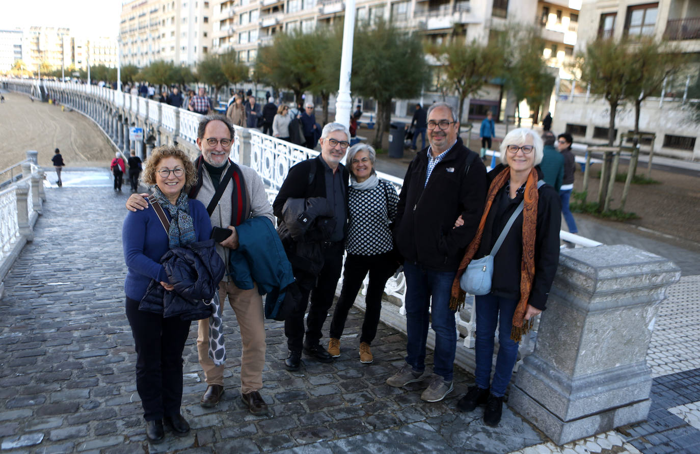 Fotos: Primer día de fiesta para los turistas en Donostia