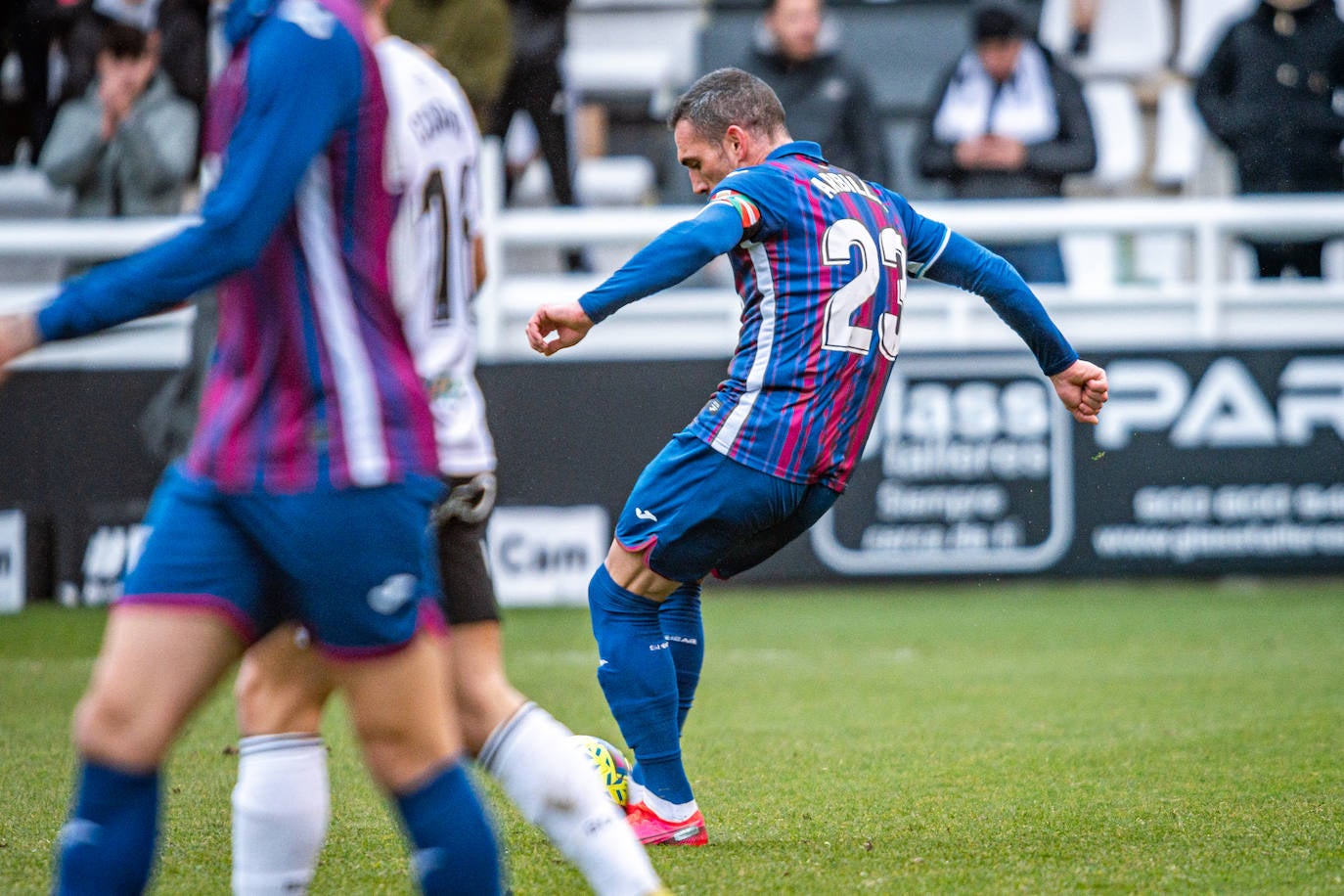 Fotos: Las mejores imágenes del Burgos-Eibar