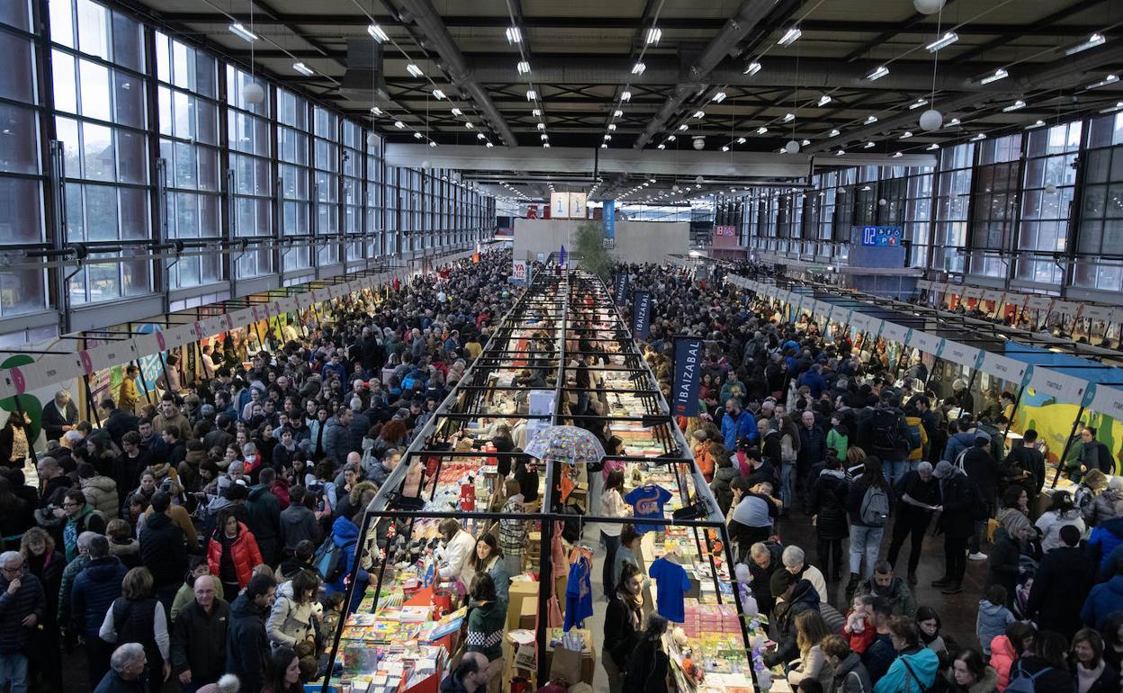 Azokako 'betiko' argazkia berreskuratu dena nabarmendu dute antolatzaileek, 