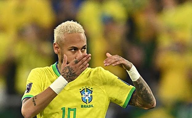 Neymar, en su última aparición con Brasil en este Mundial de Qatar. 