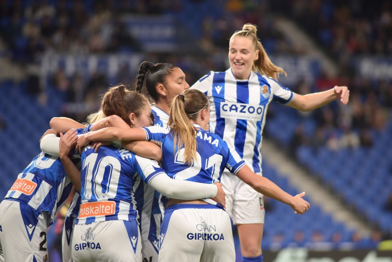 Fotos: La Real cae en casa ante un rival directo