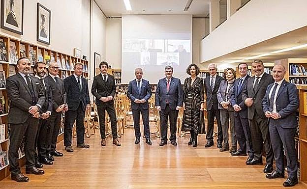 Reunión del Patronato del Museo, presidido por el lehendakari Iñigo Urkullu.