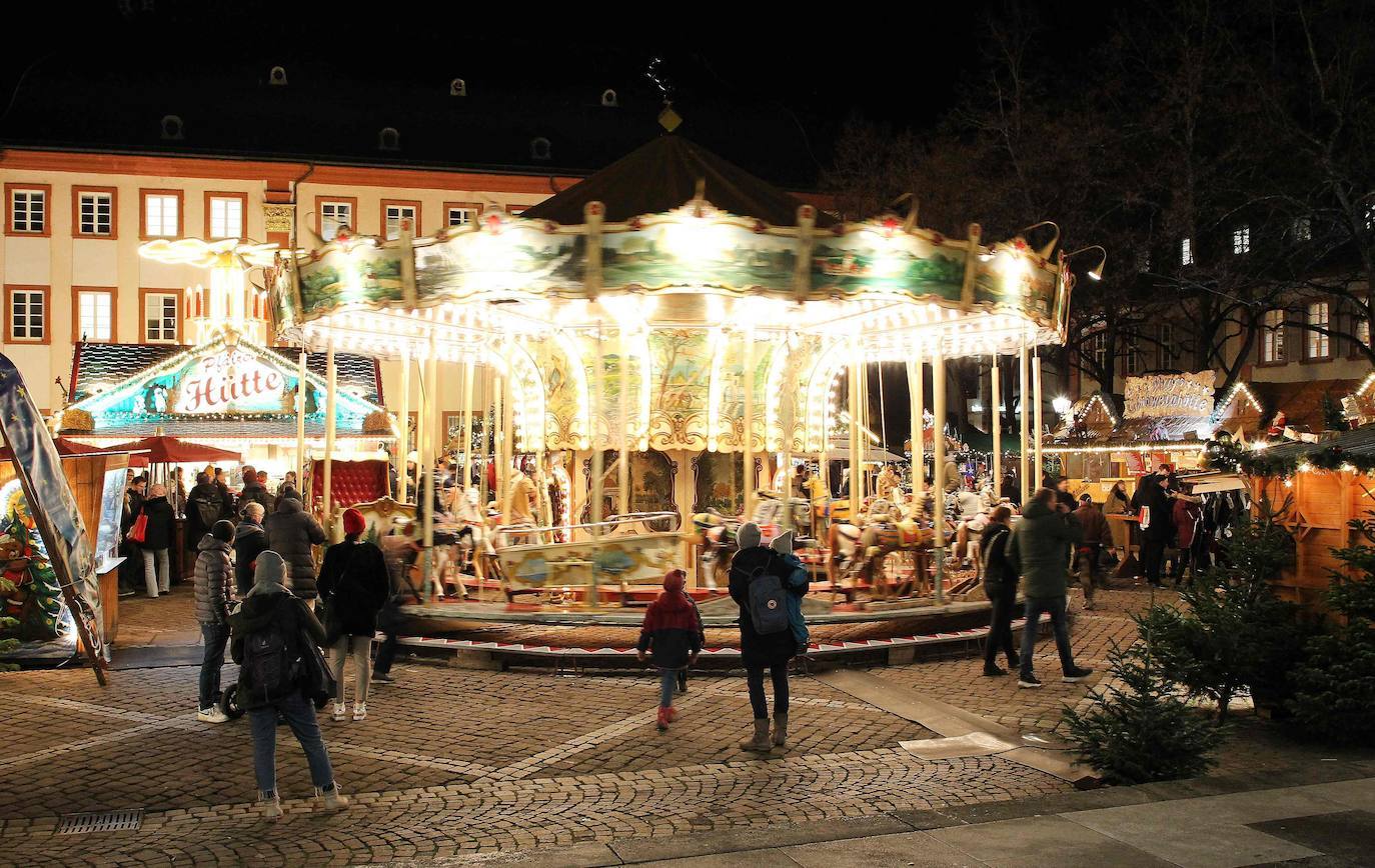 Mercado de Navidad en Heidelberg, Alemania.