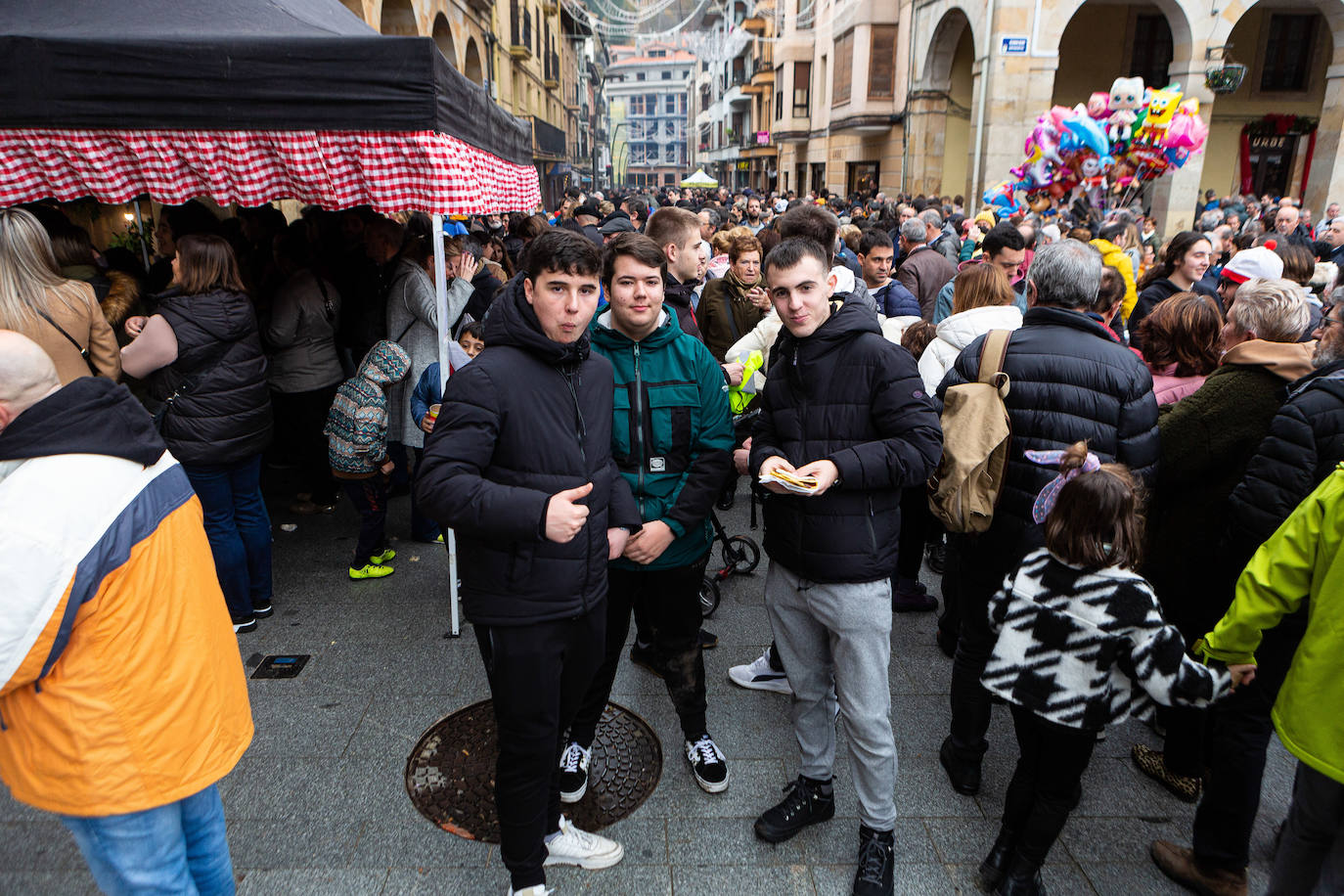 Fotos: La feria de Santa Lucía vuelve a brillar