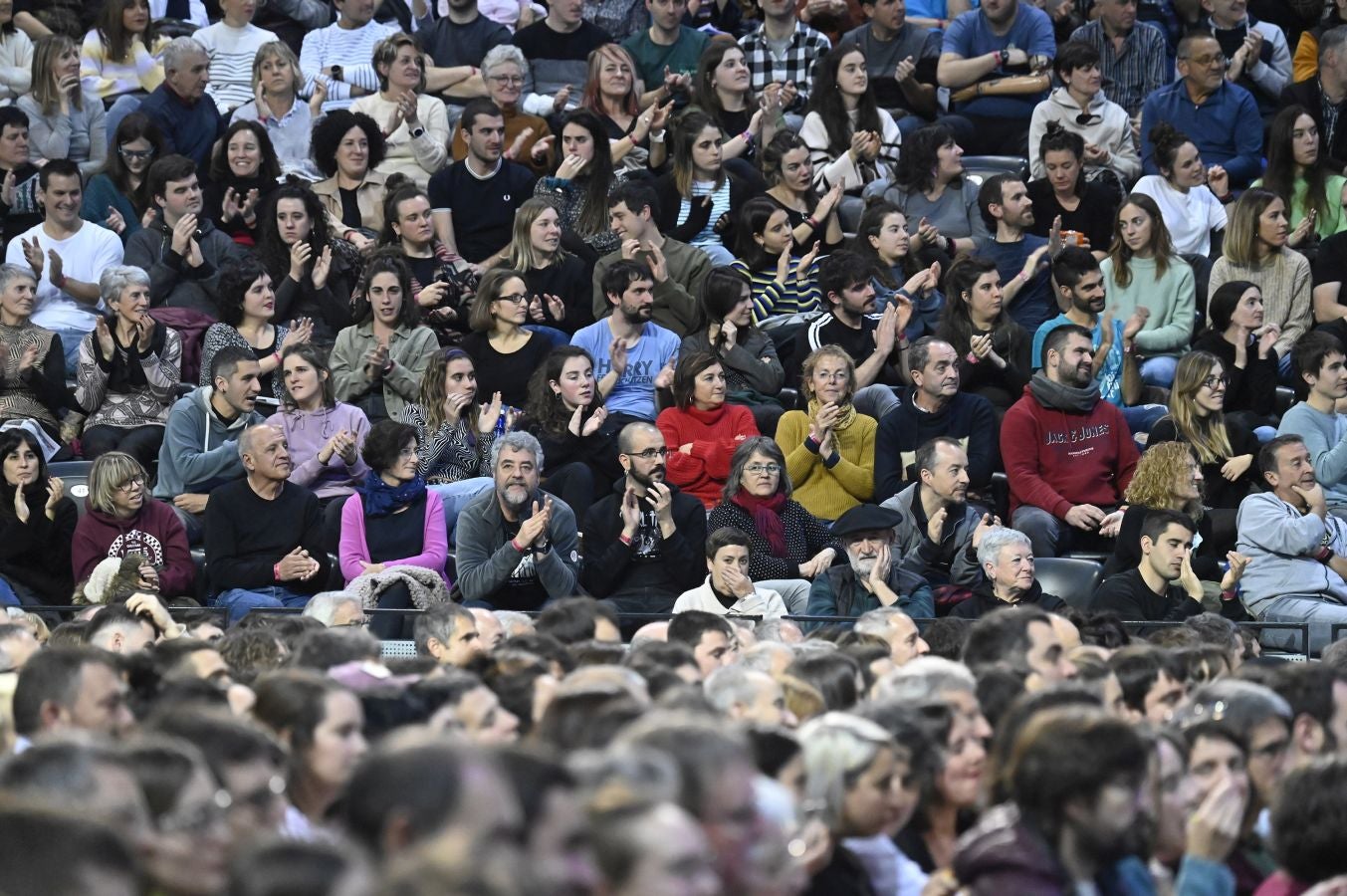 Fotos: Giro bikaina Nafarroa Arenan