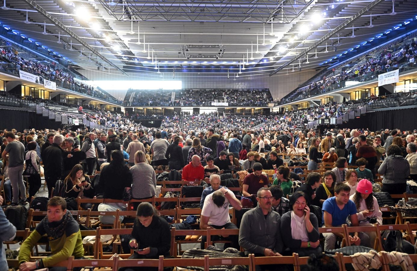 Fotos: Giro bikaina Nafarroa Arenan