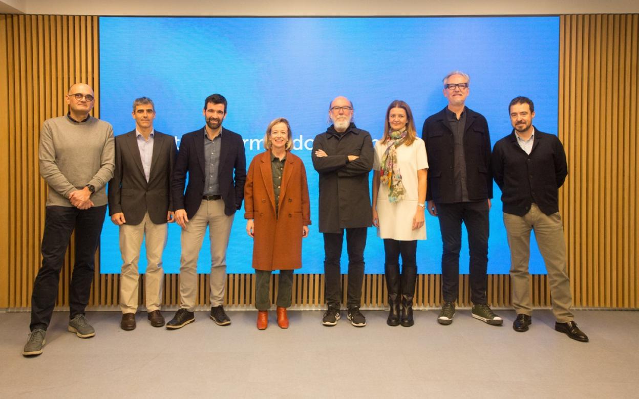 Aizarna, Guembe, Agirrezabal, Mendoza, Segarra, Alonso, Viglione y Galdos. 