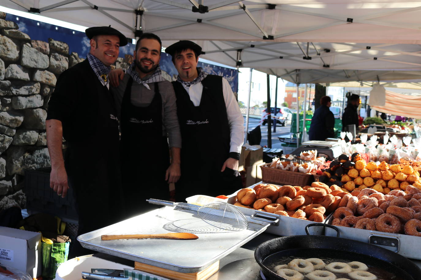 Fotos: Errenteria se vuelca con Santo Tomás