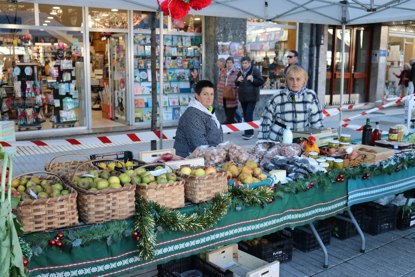 Fotos: Errenteria se vuelca con Santo Tomás