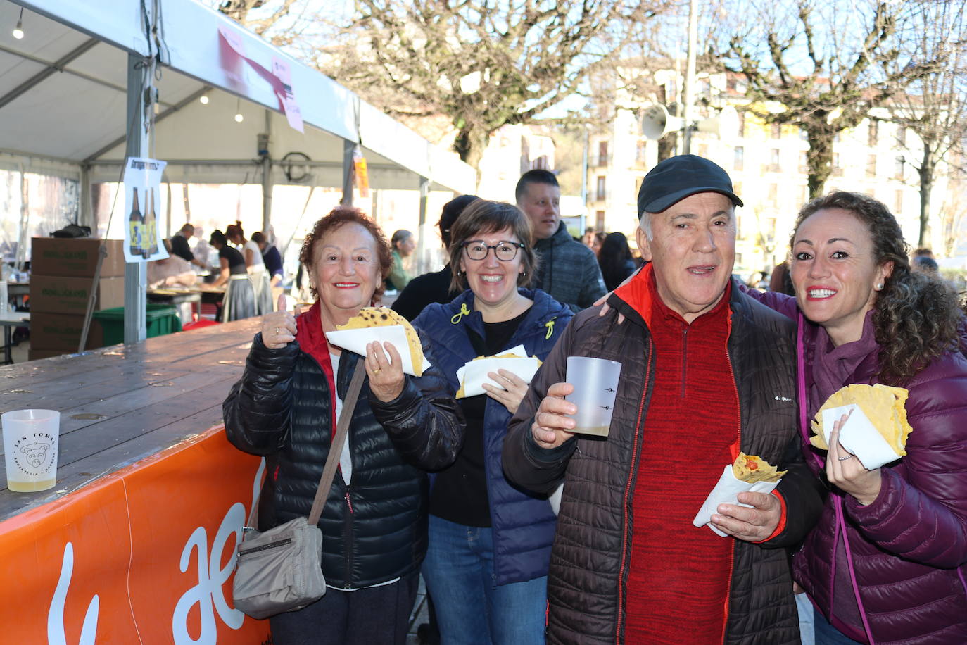 Fotos: Errenteria se vuelca con Santo Tomás