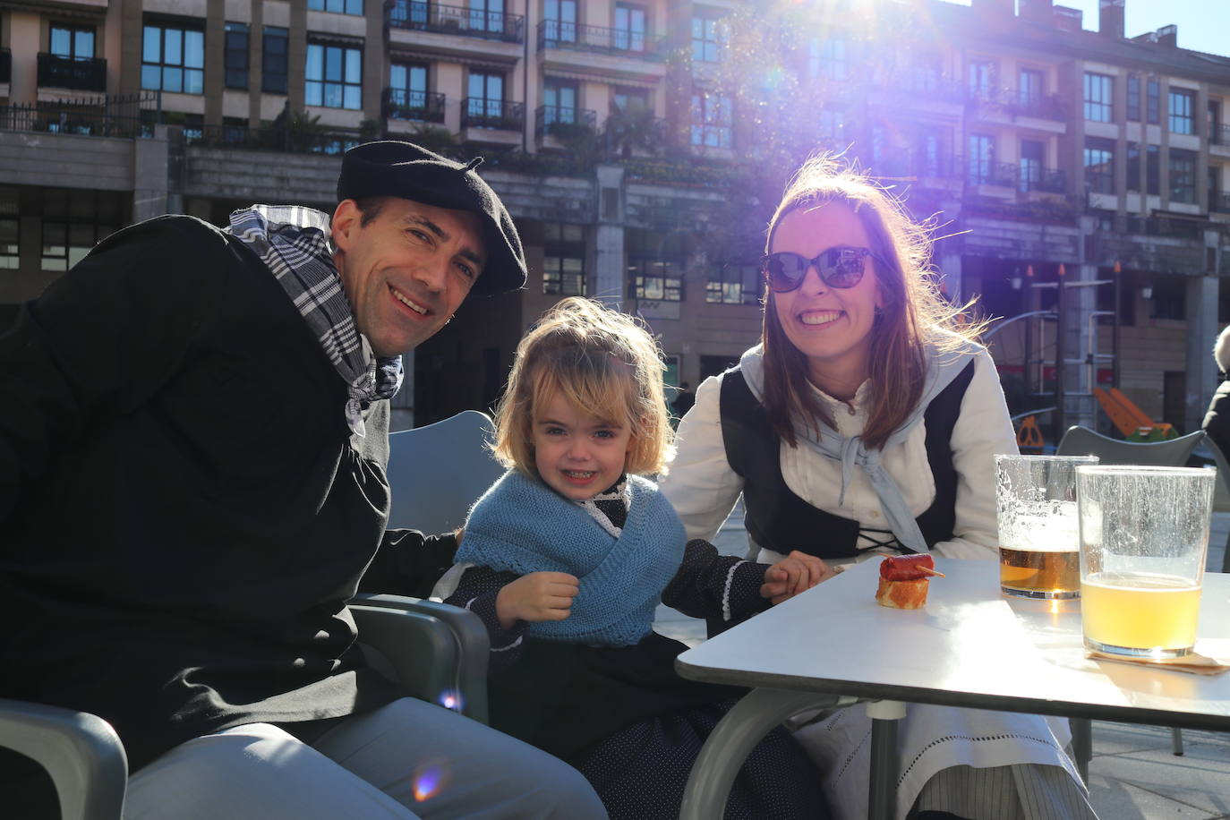 Fotos: Errenteria se vuelca con Santo Tomás