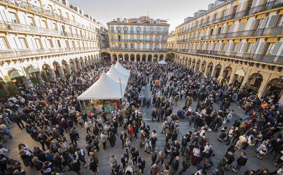 Feria de Santo Tomás: «El día ha salido inmejorable, ¡a disfrutar!»