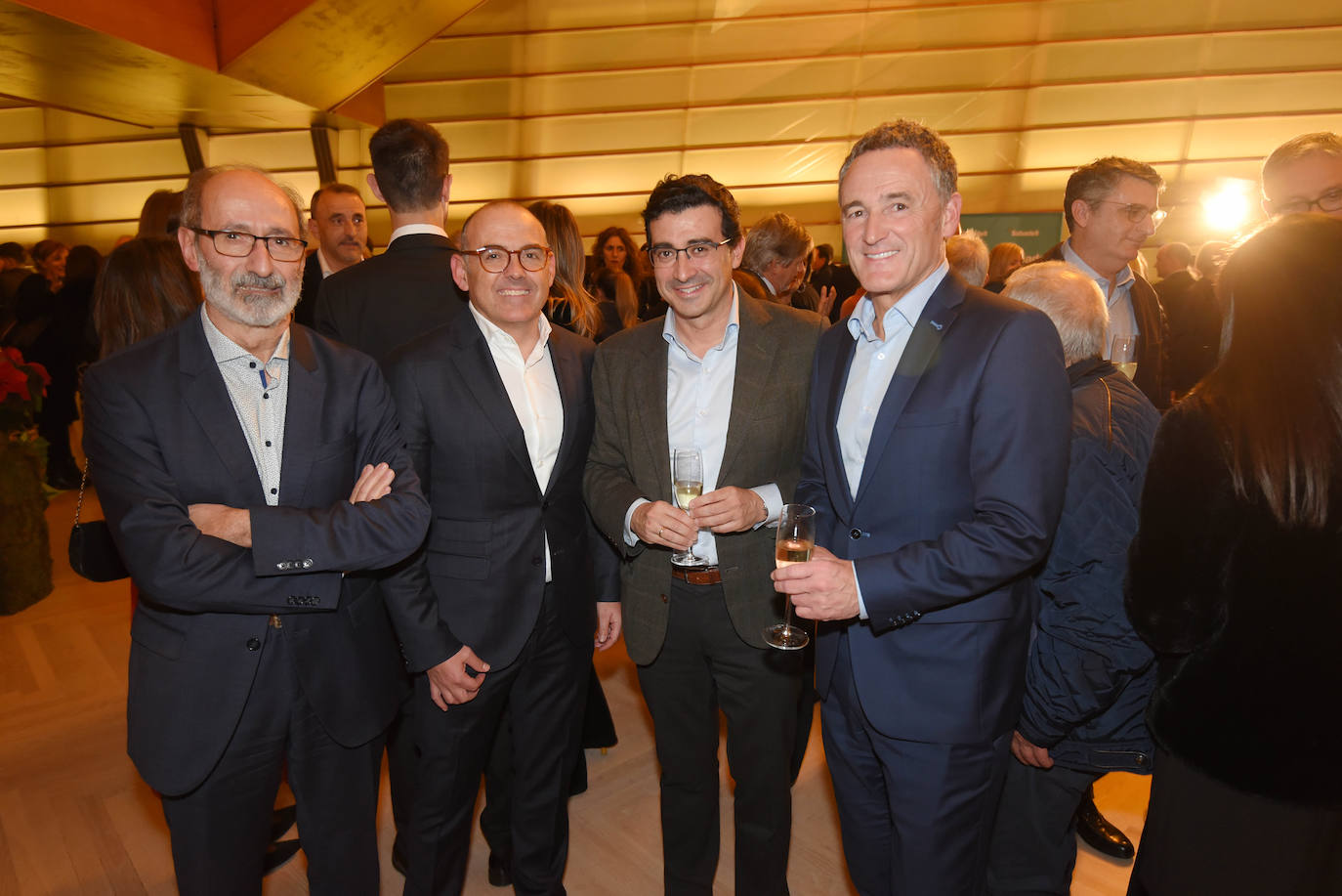 El presidente de Adegi Eduardo Junkera, Iñigo Ugarte (ie Team), Paul Liceaga y José Miguel Ayerza, director general de Adegi.