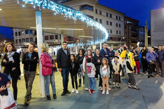 Fotos: Irun deja sus cartas a Olentzero