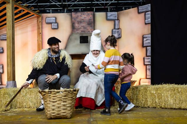 Fotos: Irun deja sus cartas a Olentzero