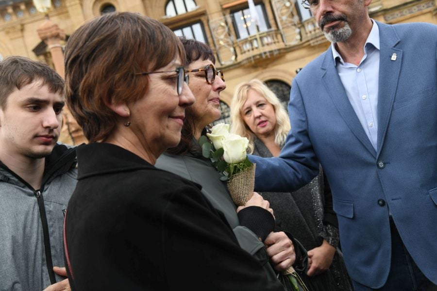 Fotos: Dolor y lágrimas en la concentración en recuerdo a Lukas Agirre