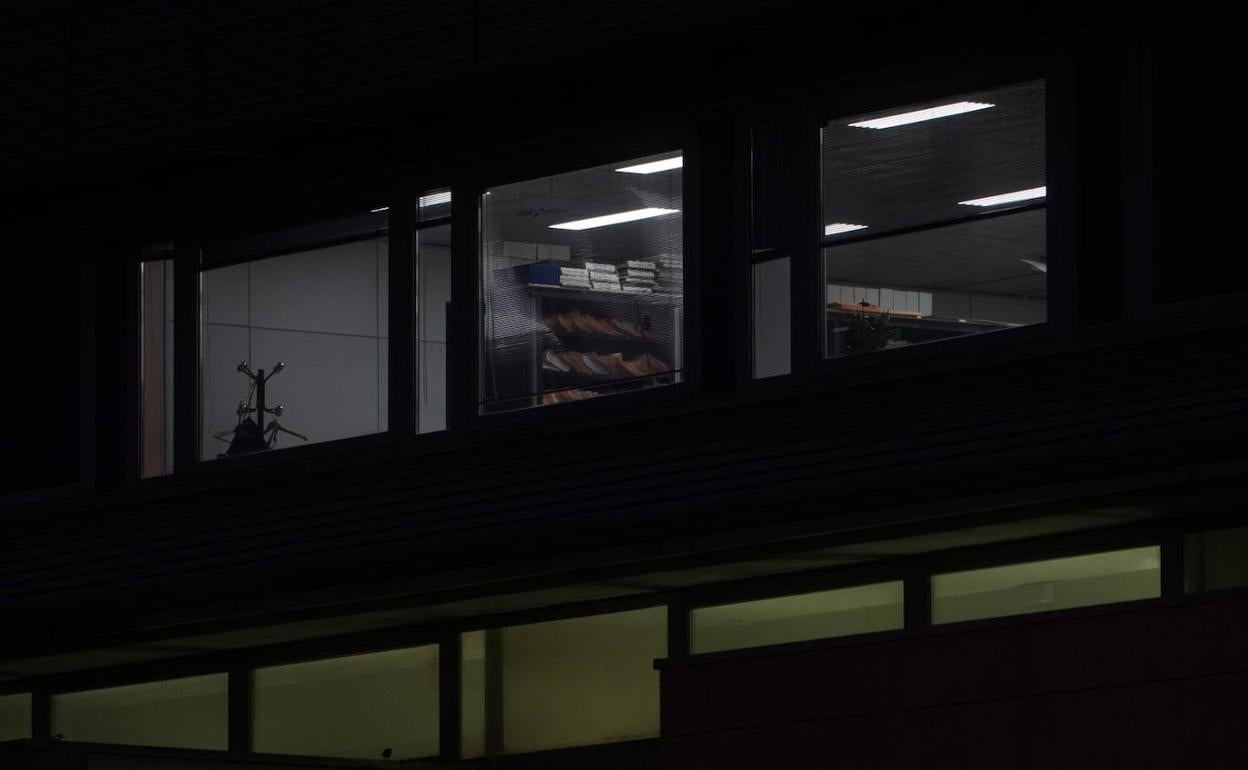 Los tres detenidos han sido trasladados al Palacio de Justicia de San Sebastián este martes por la mañana.