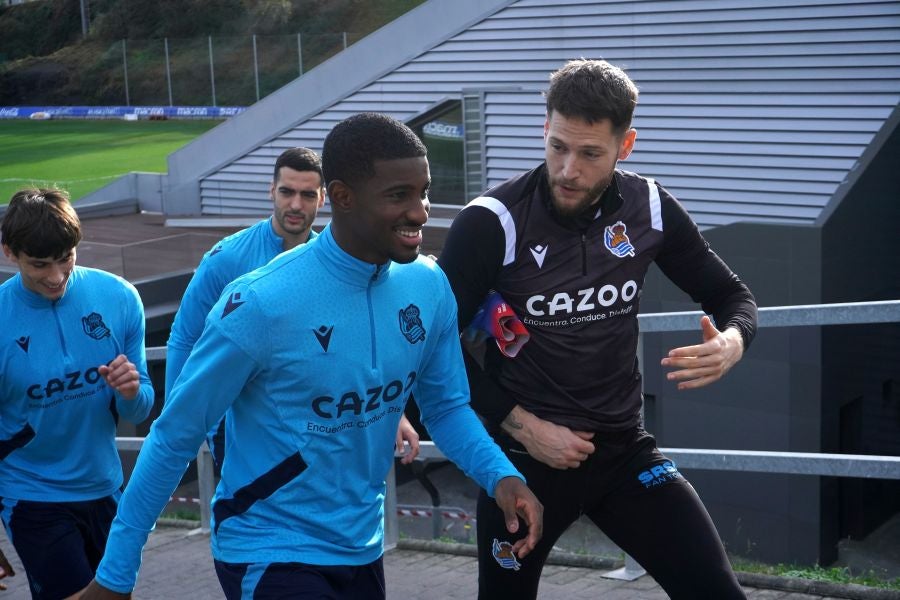 Fotos: Con las pilas bien cargadas para recibir al Osasuna