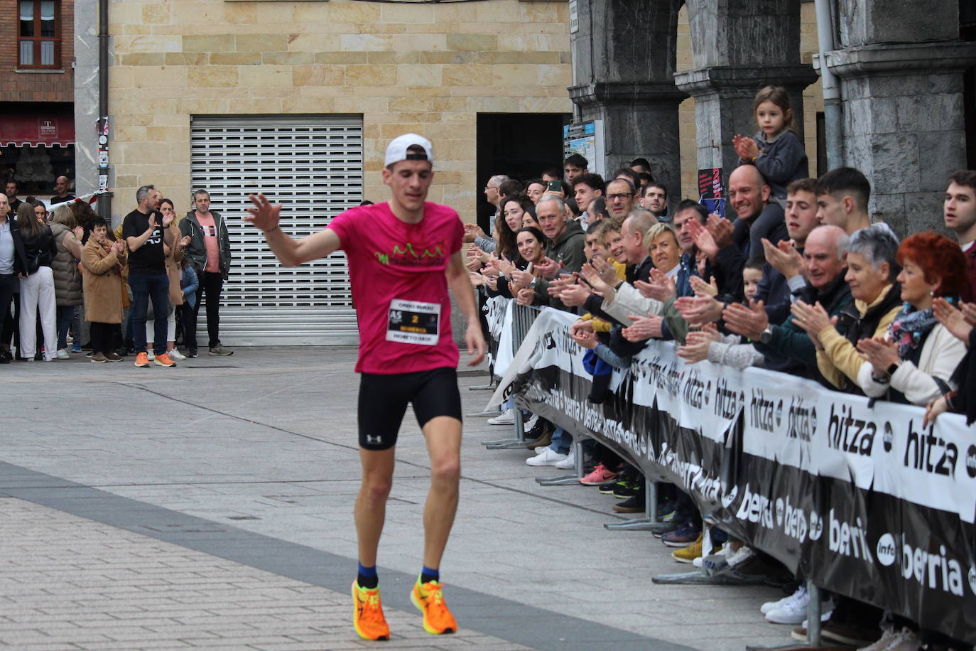 Fotos: Aitor Mimenza y Jone Zabaleta ganan la Silvestre azpeitiarra