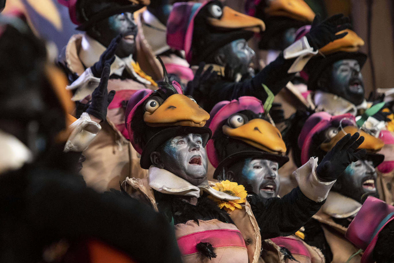 Cádiz muestra su lado más gracioso en la fiesta de Carnaval