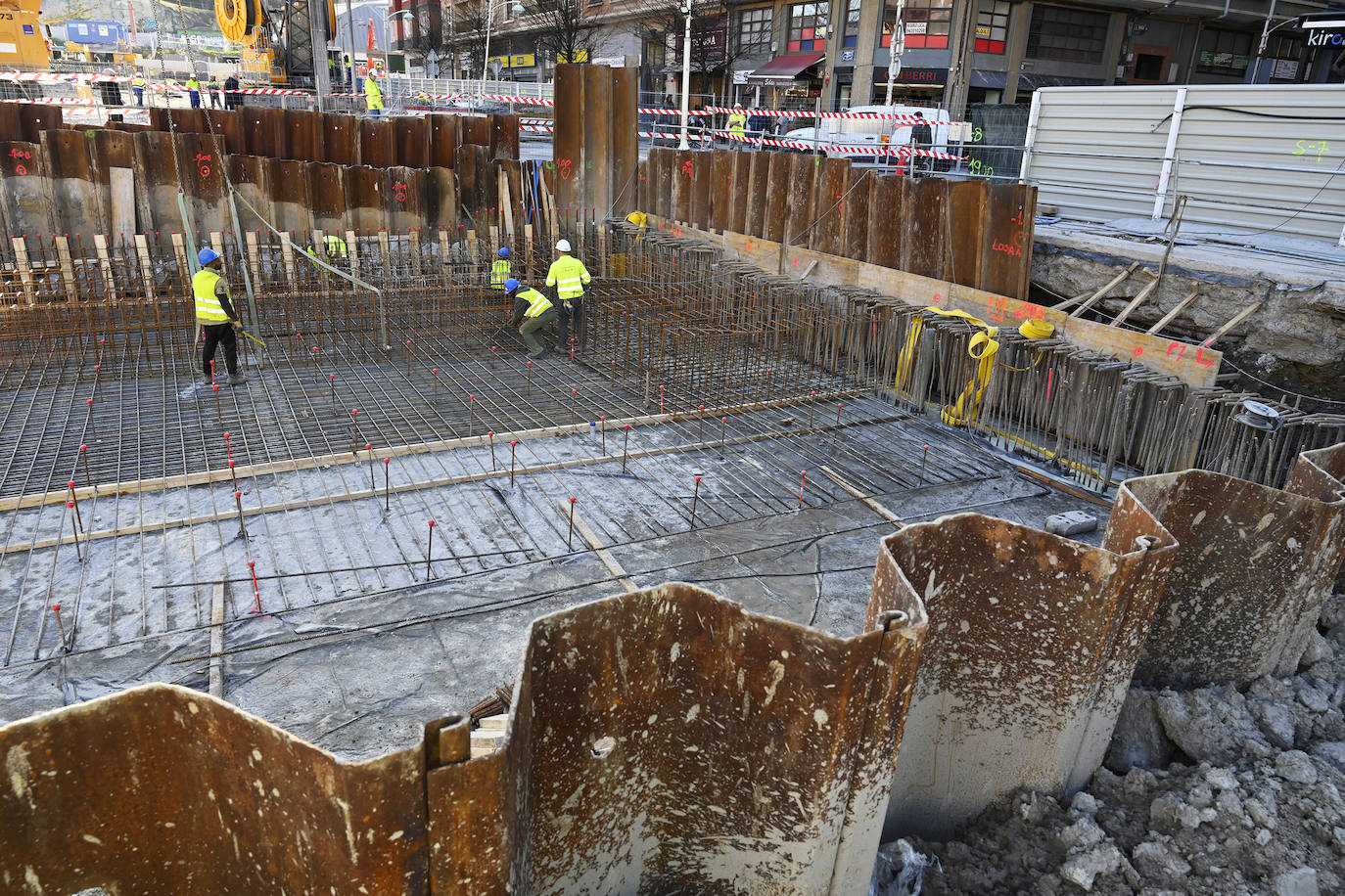 La variante ferroviaria se vislumbra al final del túnel