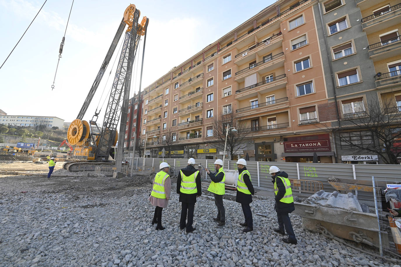La variante ferroviaria se vislumbra al final del túnel