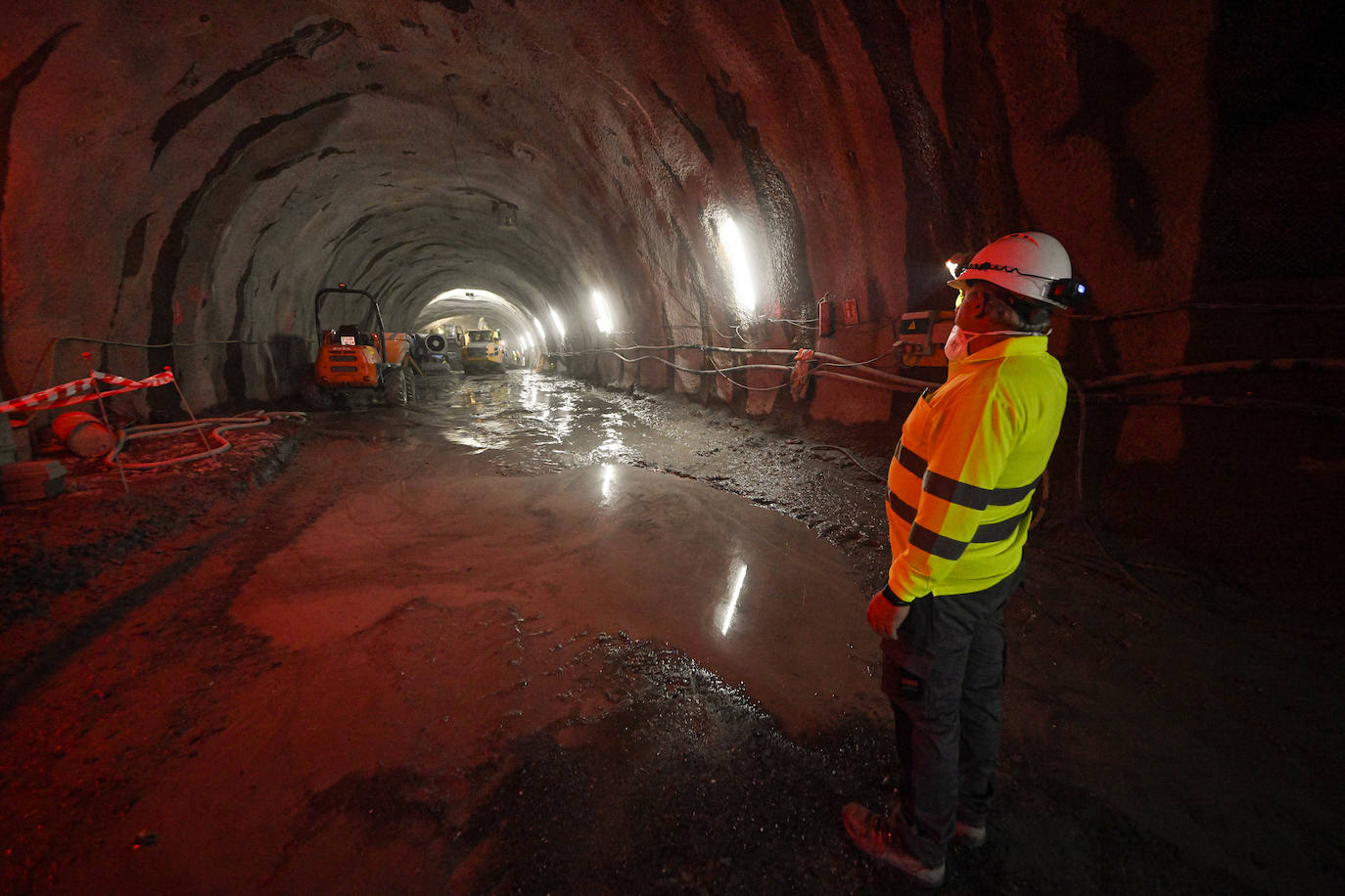 La variante ferroviaria se vislumbra al final del túnel