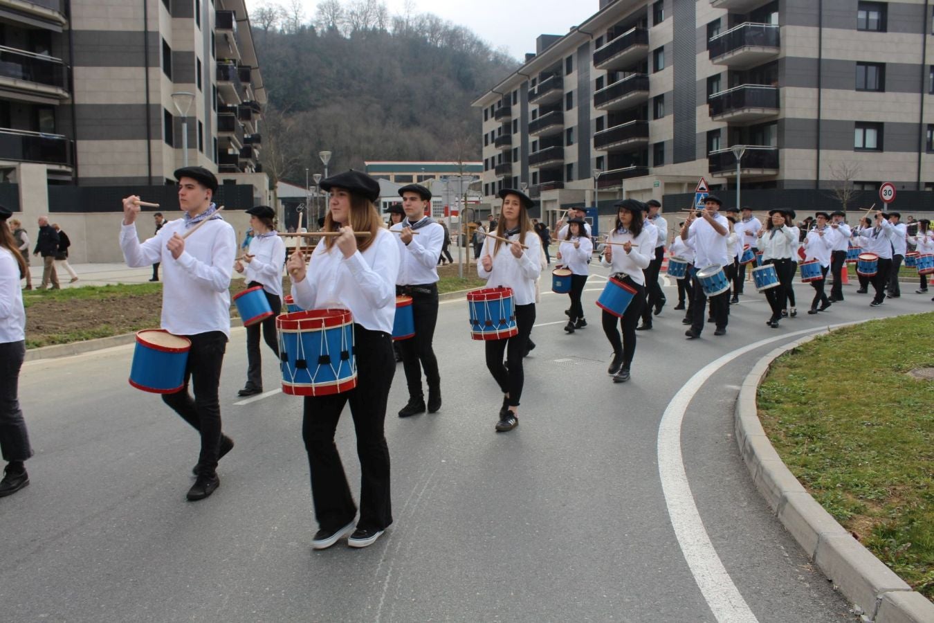 Desfile de Inude eta Artzainak en Astigarraga