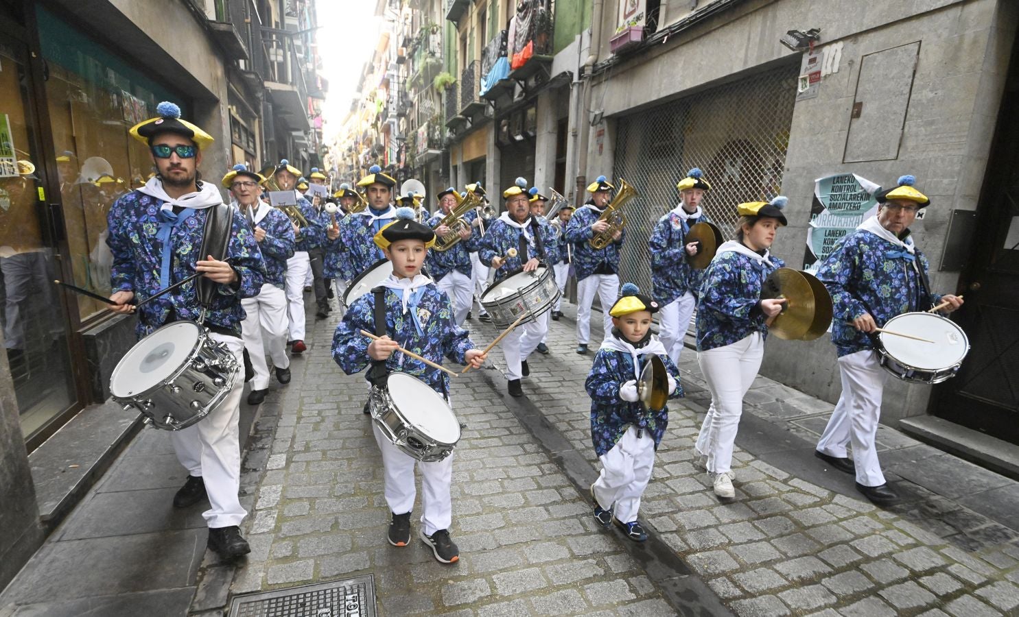 ¡Alegre Domingo de Carnaval!