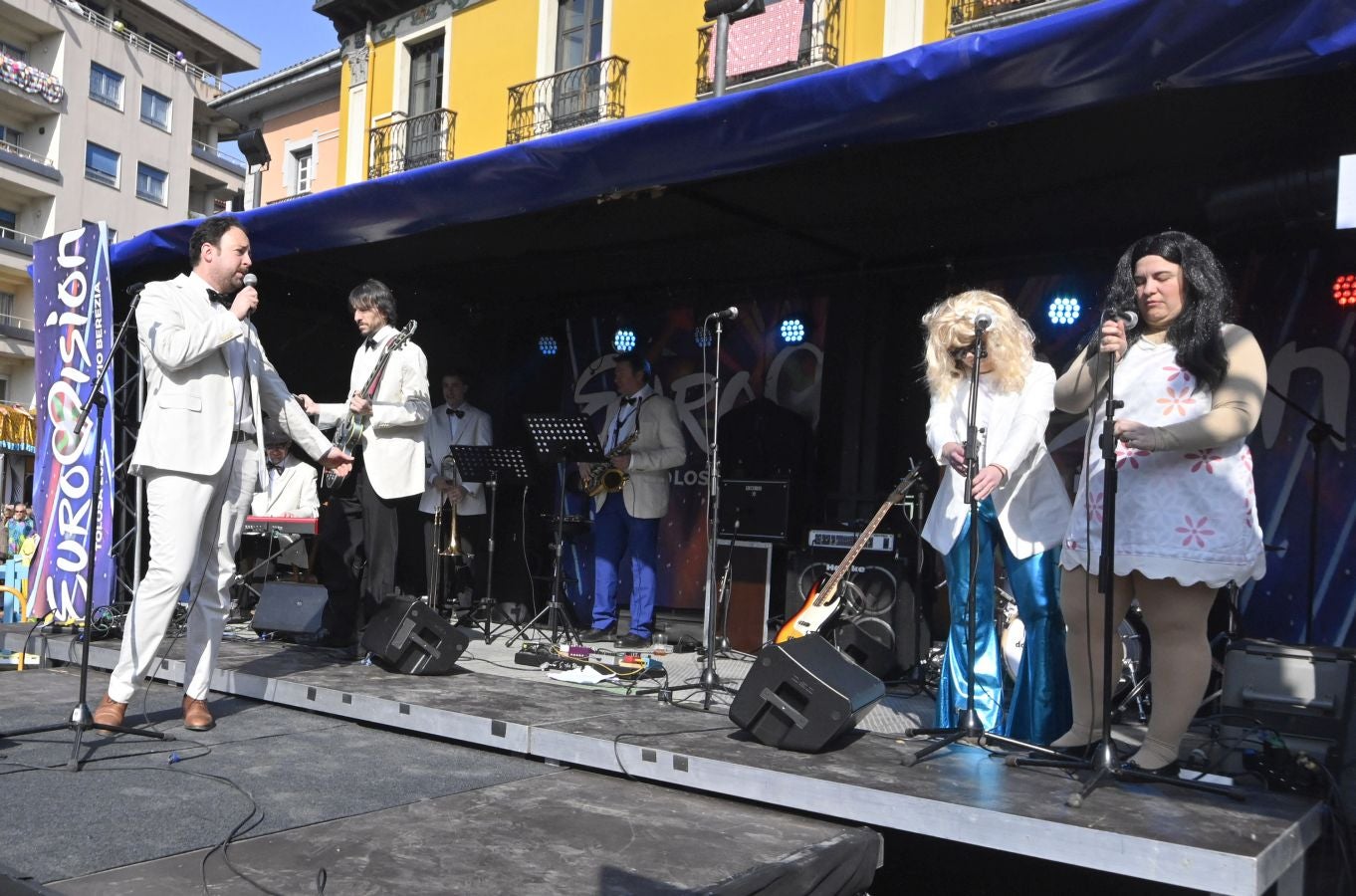 ¡Alegre Domingo de Carnaval!