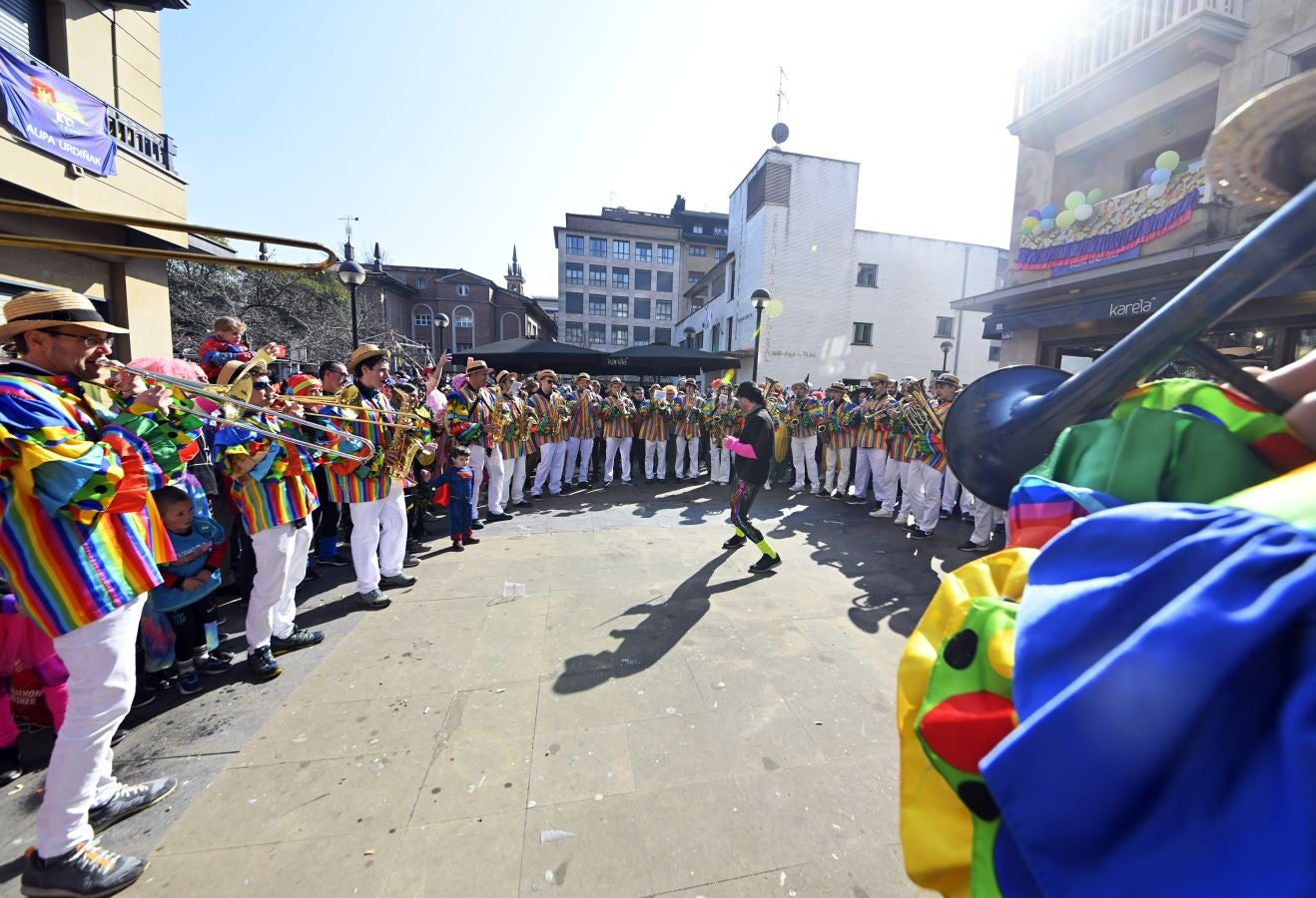 ¡Alegre Domingo de Carnaval!