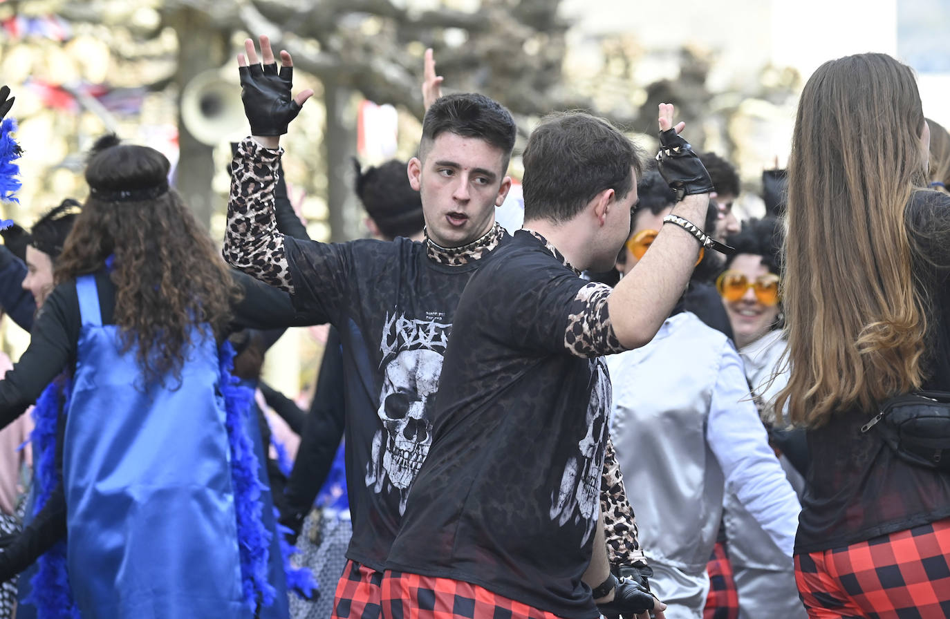 Astelenita llena Tolosa de diversión y color