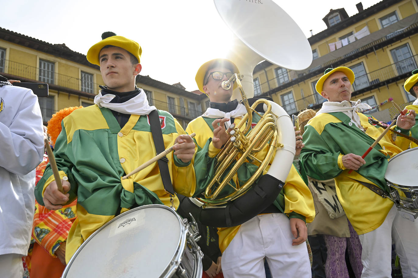 Asteartita pone el broche final a los carnavales de Tolosa
