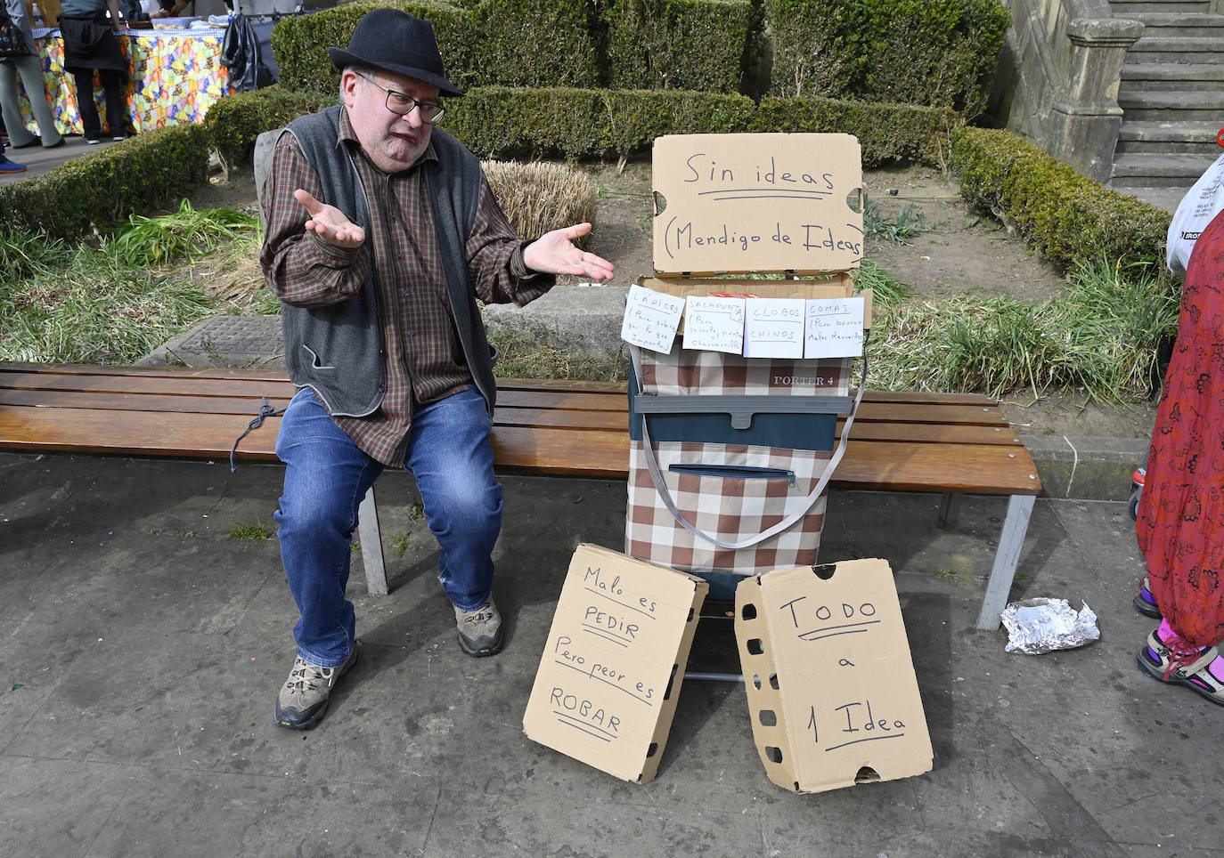 Asteartita pone el broche final a los carnavales de Tolosa