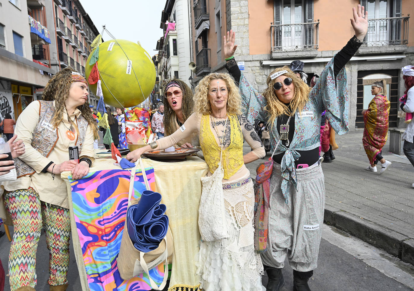 Asteartita pone el broche final a los carnavales de Tolosa