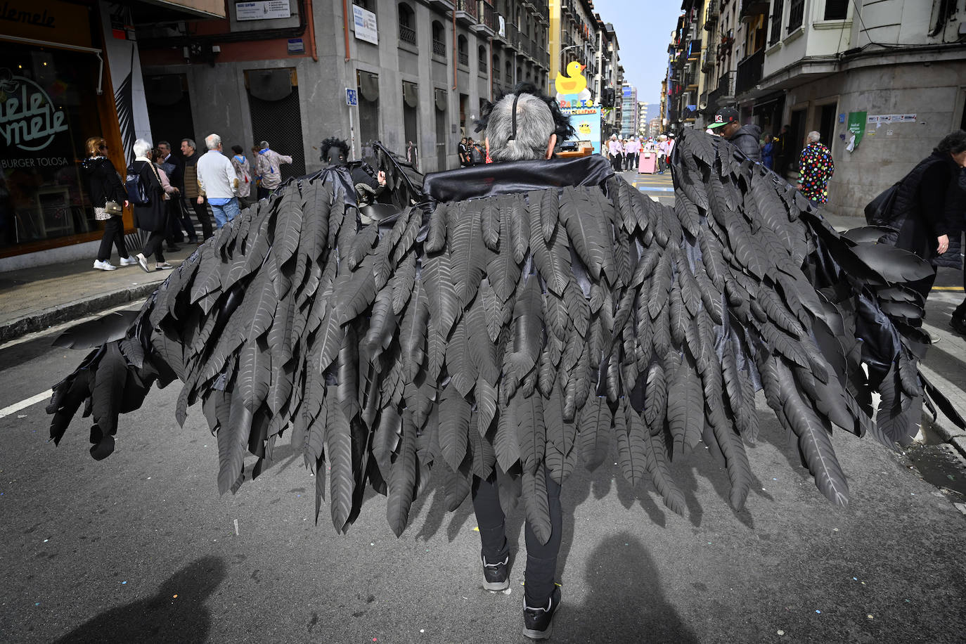 Asteartita pone el broche final a los carnavales de Tolosa