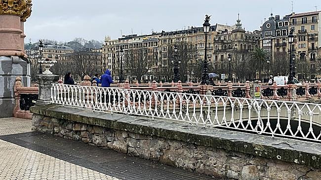 Imagen después - Los carretes de los teléfonos móviles se llenaron de fotografías