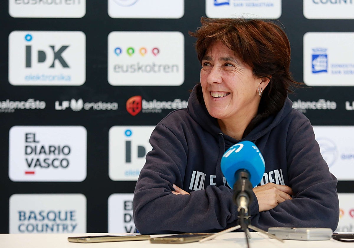 Azu Muguruza, sonriente en el Gasca.