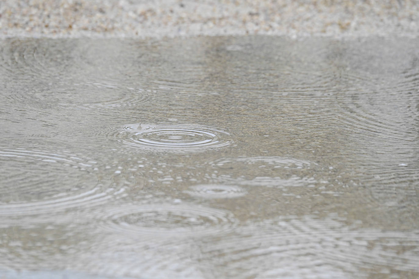 La lluvia no quiere dejar escapar febrero