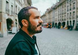 Hasier Larretxea acaba de publicar su último libro.