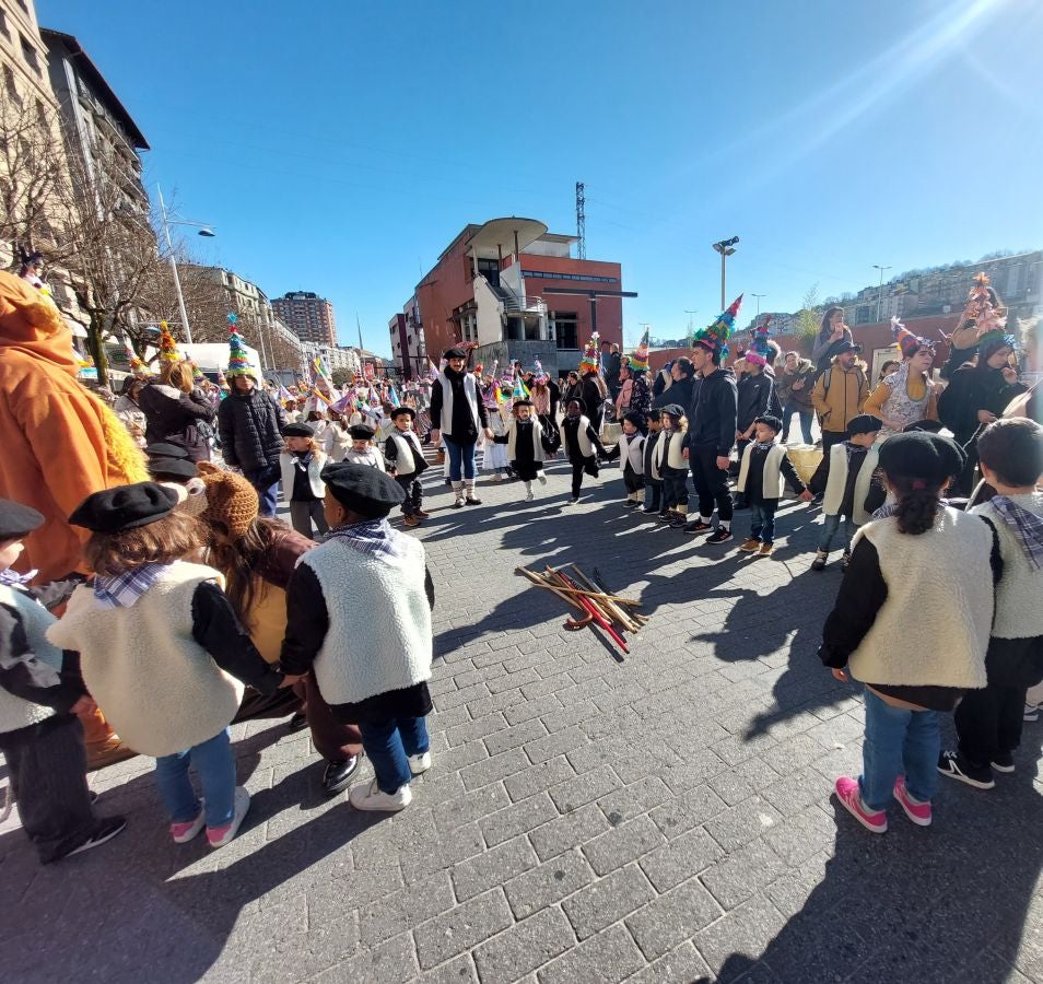 El Carnaval continúa en Trintxerpe