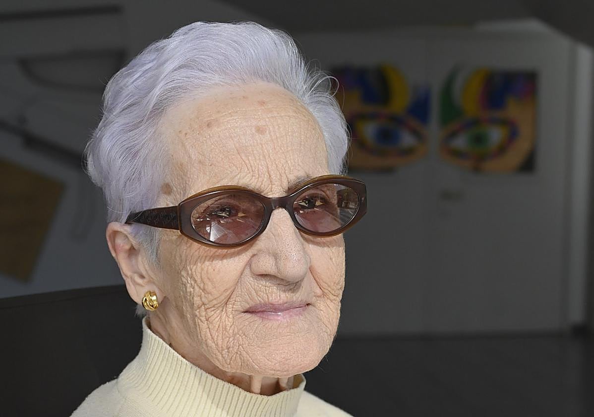 Bernardina Escudero.