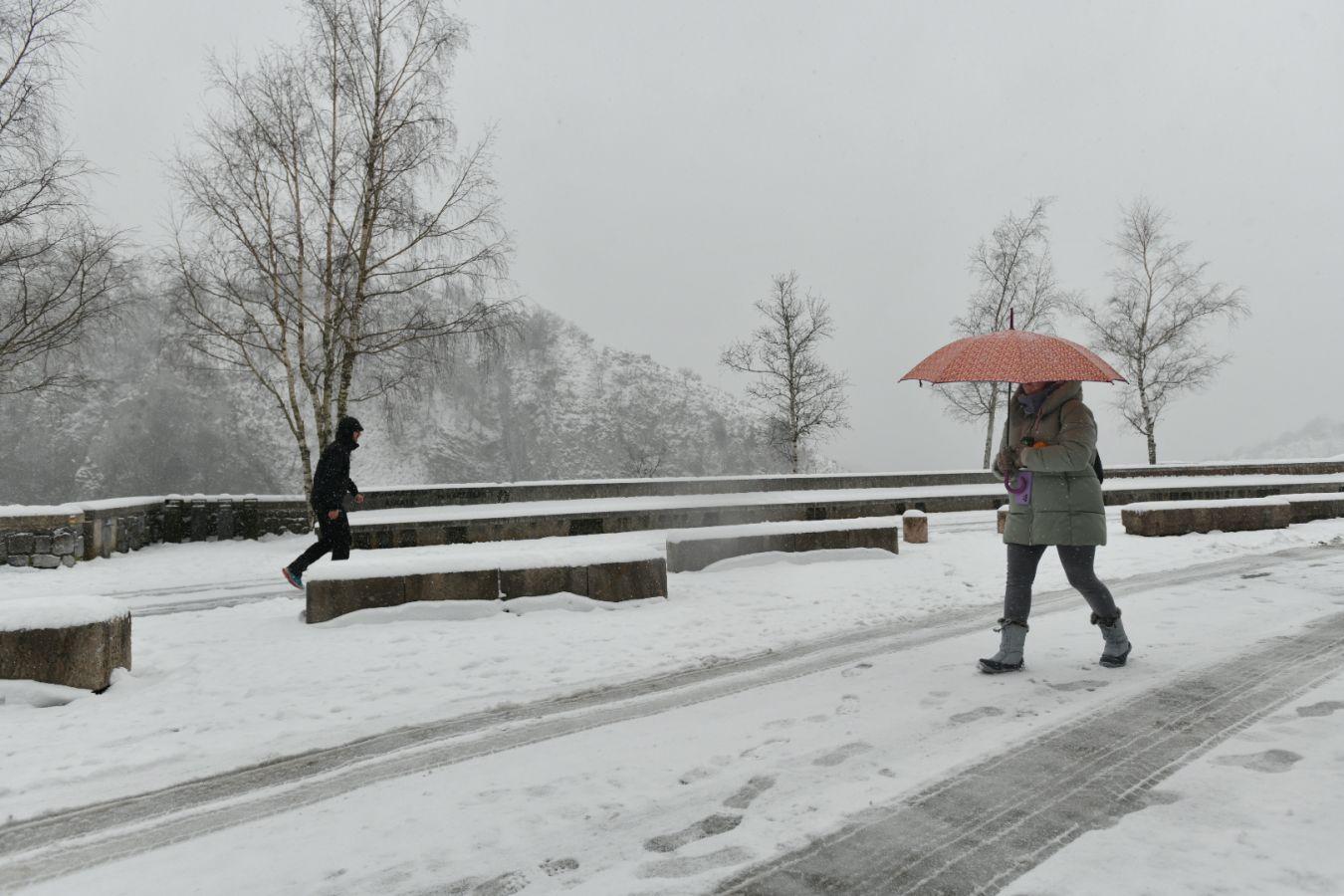La visita ha estado marcada y acompañada por la nieve.