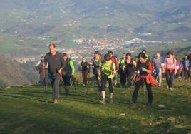 Los montañeros volverán a disfrutar de la marcha organizada por Aizkardi.