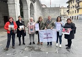 Representantes municipales y de diferentes agentes locales durante la presentación del programa.